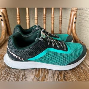 Merrell Trail Running Shoes size 6